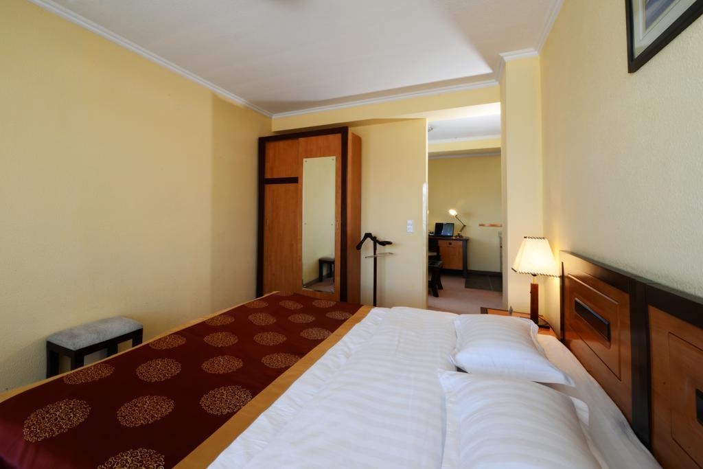 Narantuul Hotel Ulan Batur Oda fotoğraf
